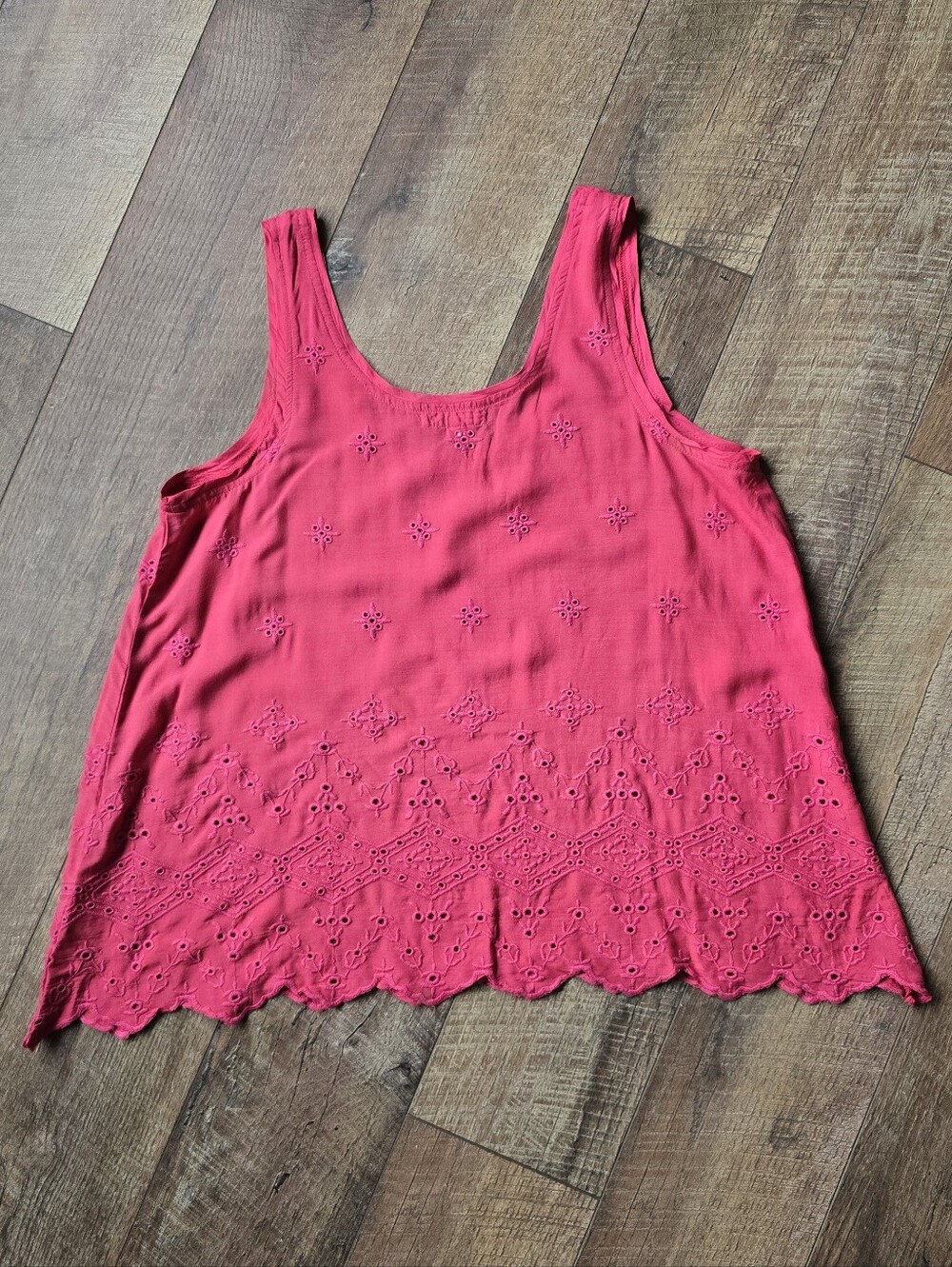 RubyYaya Sundance Catalog Sleeveless Pink Embroidered Tank Top Size Small - Picture 2 of 5
